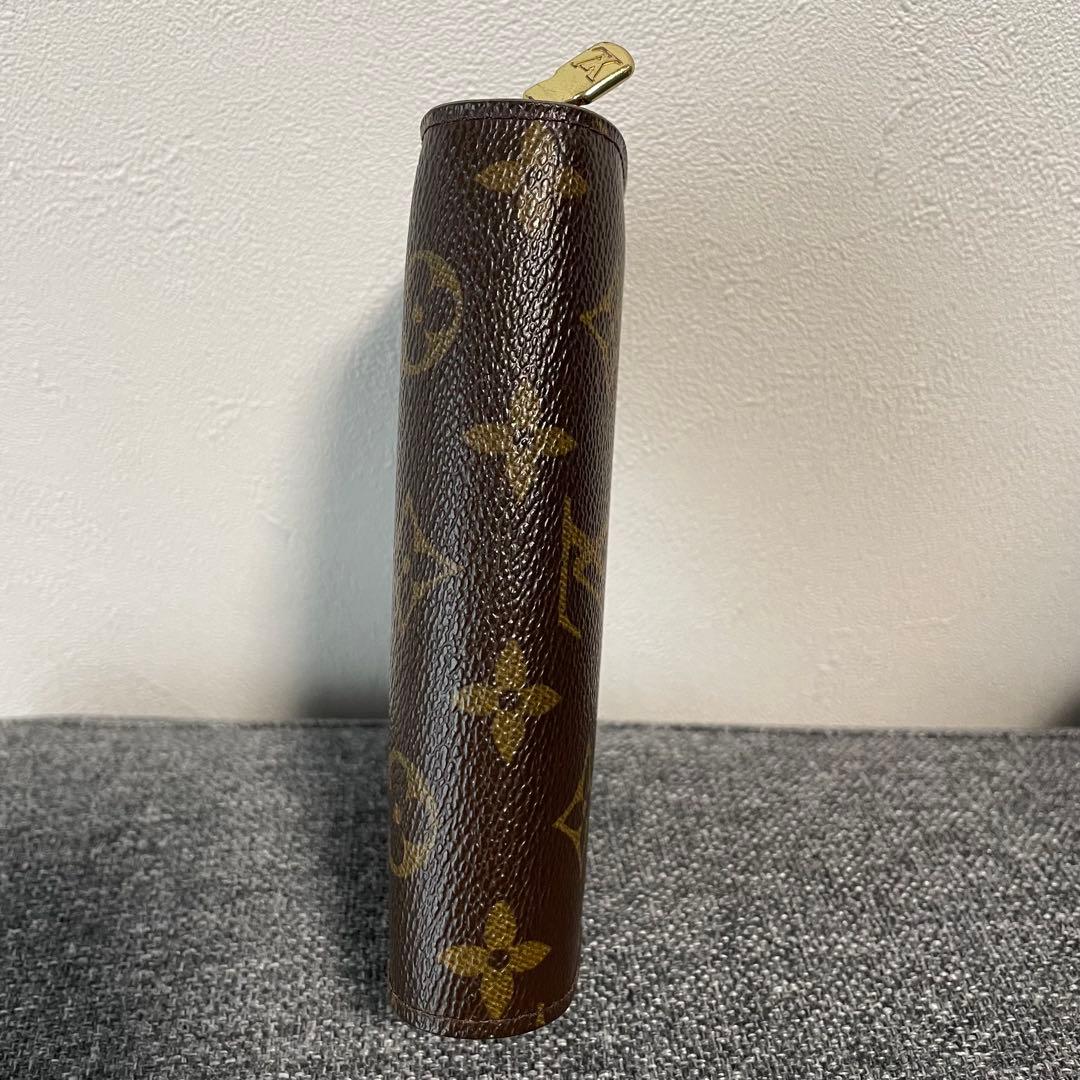 LOUIS VUITTON ルイヴィトン　モノグラム　ポルトフォイユ トレゾール