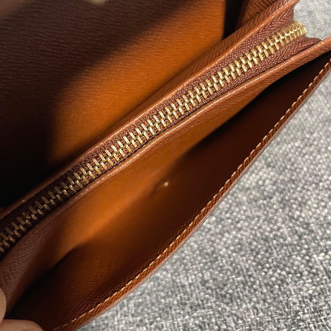 LOUIS VUITTON ルイヴィトン　モノグラム　ポルトフォイユ トレゾール