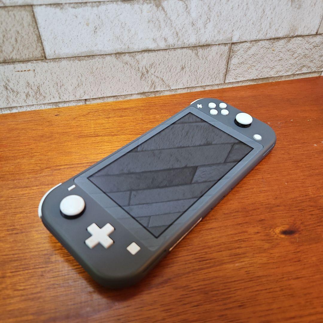 Nintendo Switch　ライトグレー　ゼルダの伝説ティアキン付き