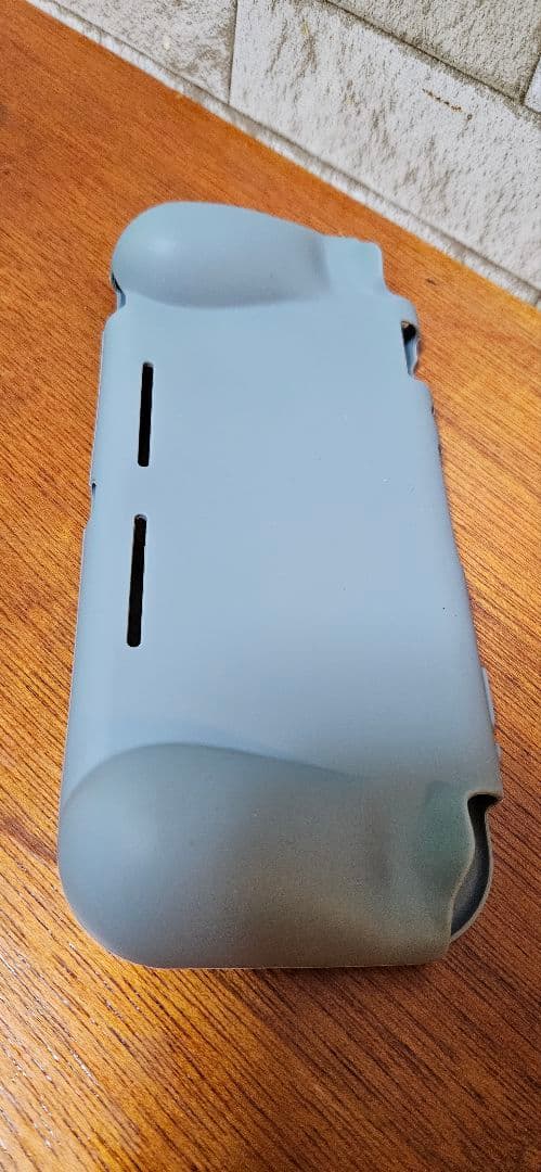 Nintendo Switch　ライトグレー　ゼルダの伝説ティアキン付き