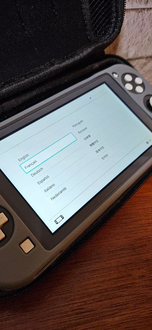 Nintendo Switch　ライトグレー　ゼルダの伝説ティアキン付き