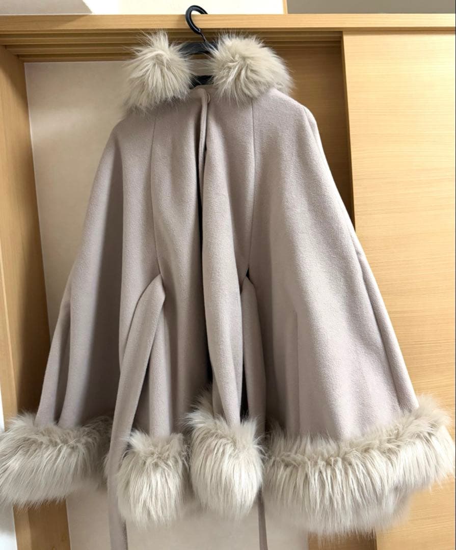 PARTY フードファーケープコート