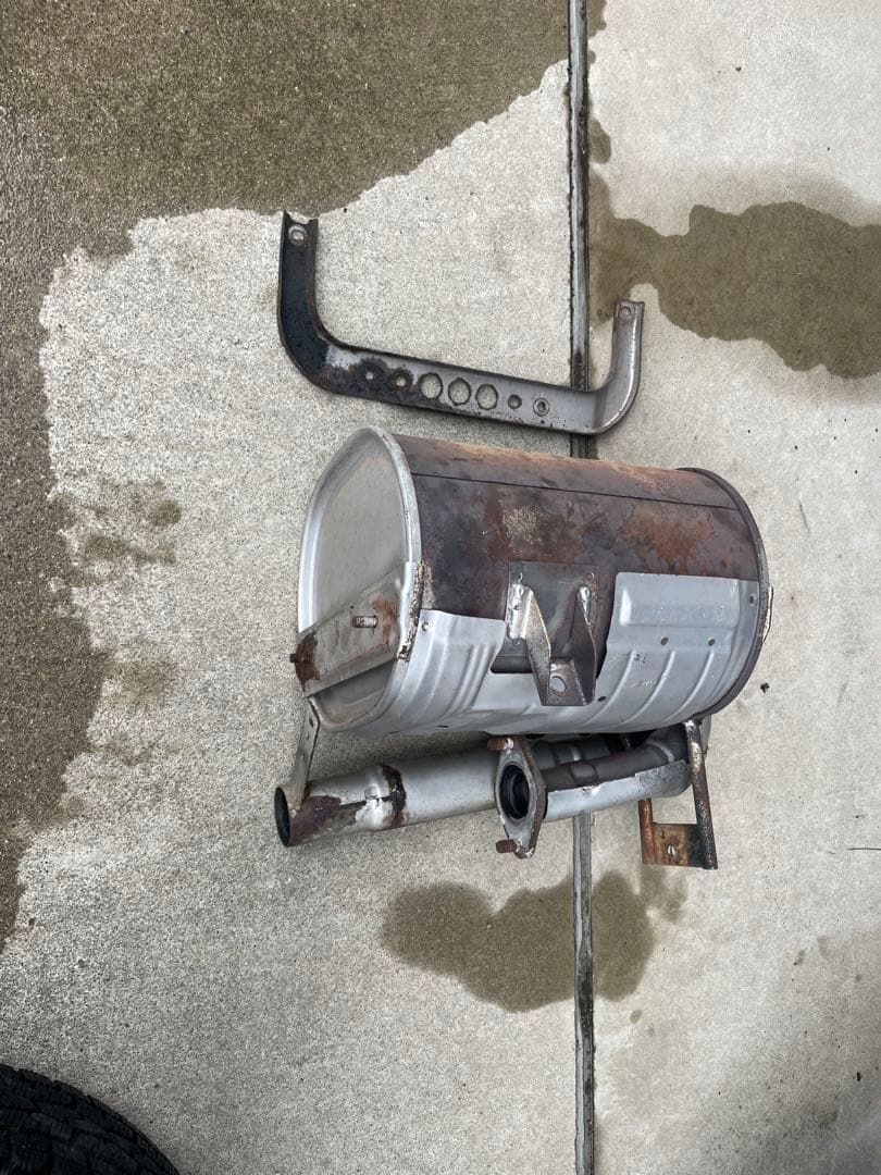 スバル　サンバートラック　純正マフラー　TT2