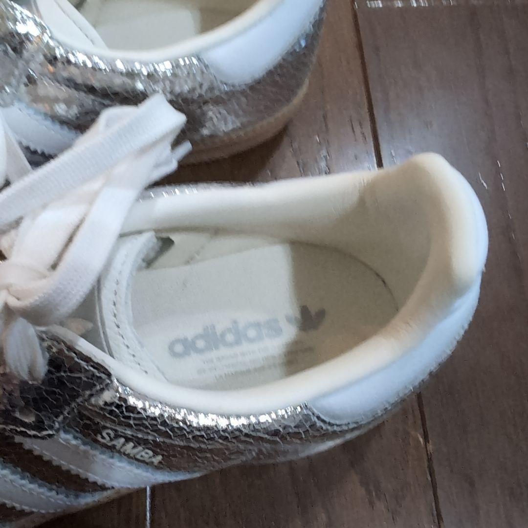 本日限定価格　アディダス　サンバ　２４センチ