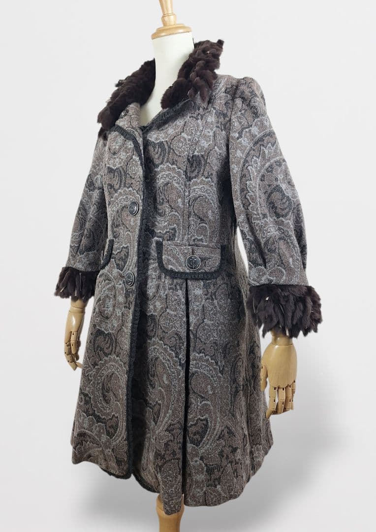 美品 伊太利屋　ラビットファー付きジャガード織り