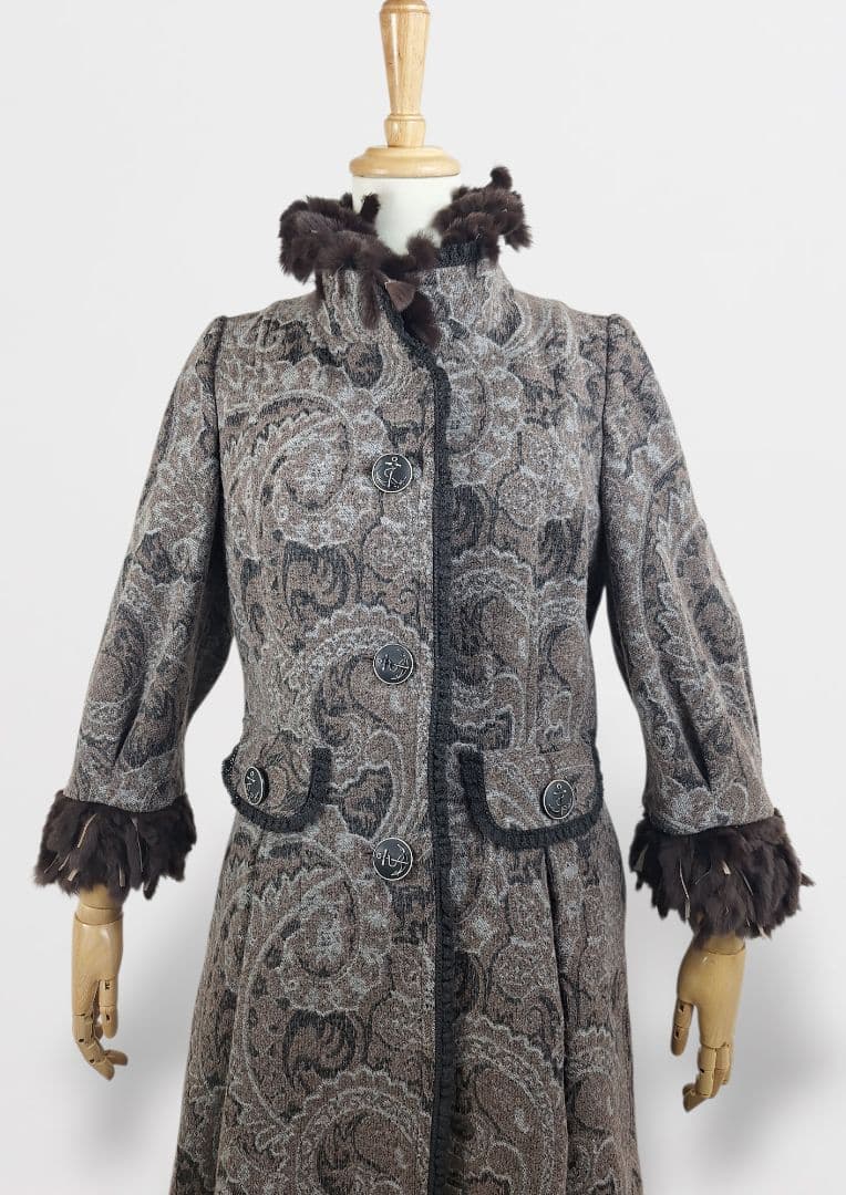 美品 伊太利屋　ラビットファー付きジャガード織り