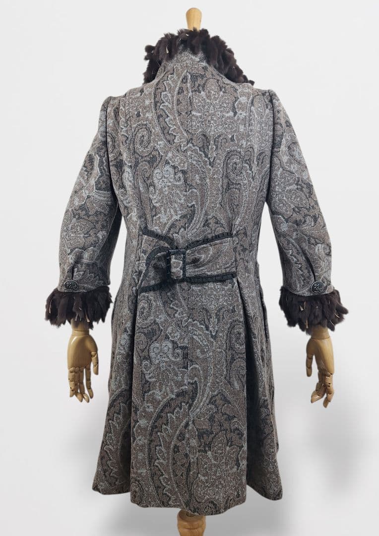 美品 伊太利屋　ラビットファー付きジャガード織り