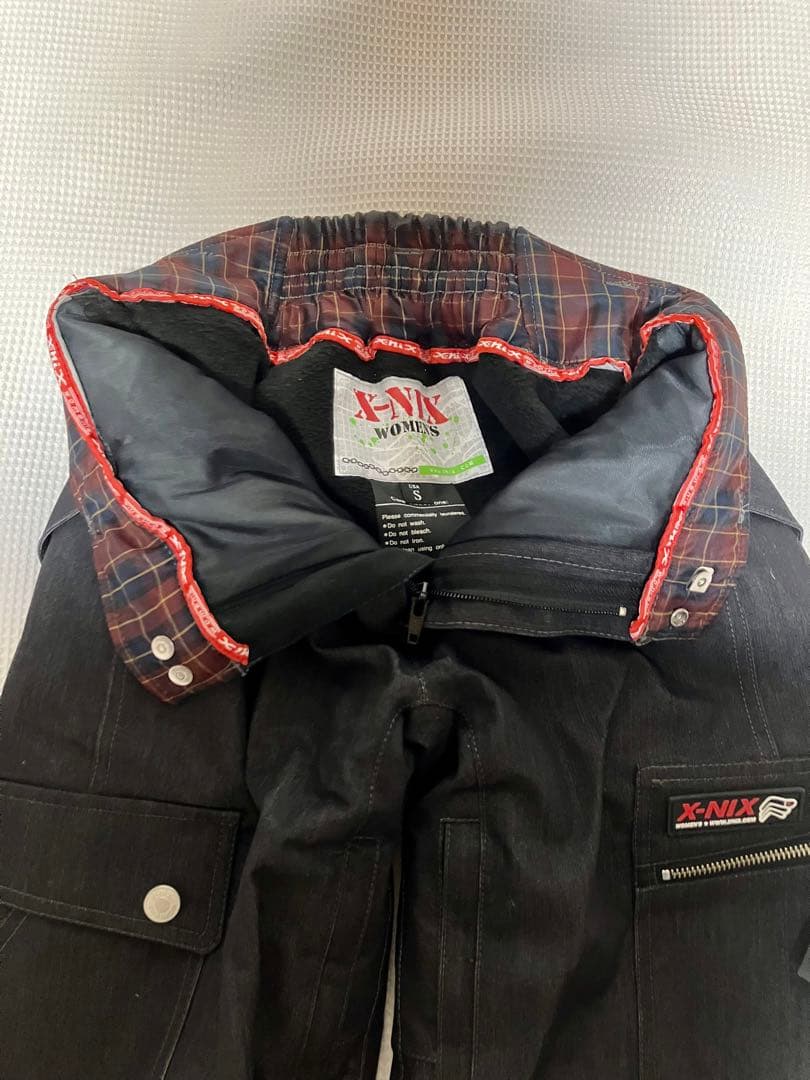【美品】X-niXスノーボードウェア 上下セット 1回のみ上XS下Sレディース