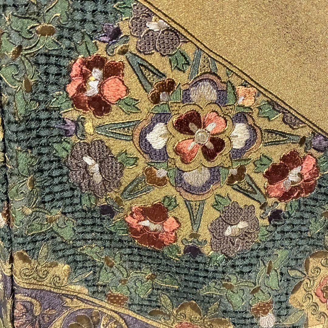 D52 訪問着 汕頭・蘇州刺繍 総刺繍 華文 唐草 正絹 着物 袷 未使用極美品