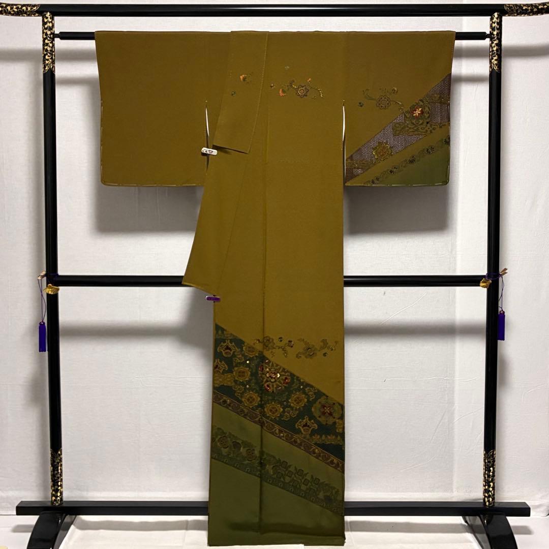 D52 訪問着 汕頭・蘇州刺繍 総刺繍 華文 唐草 正絹 着物 袷 未使用極美品