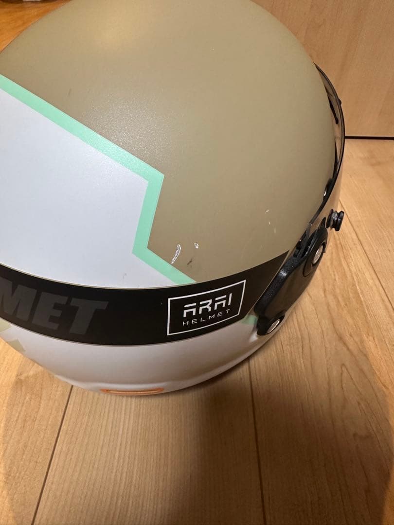 ARAI ヘルメット　ラパイドネオ　　傷有り