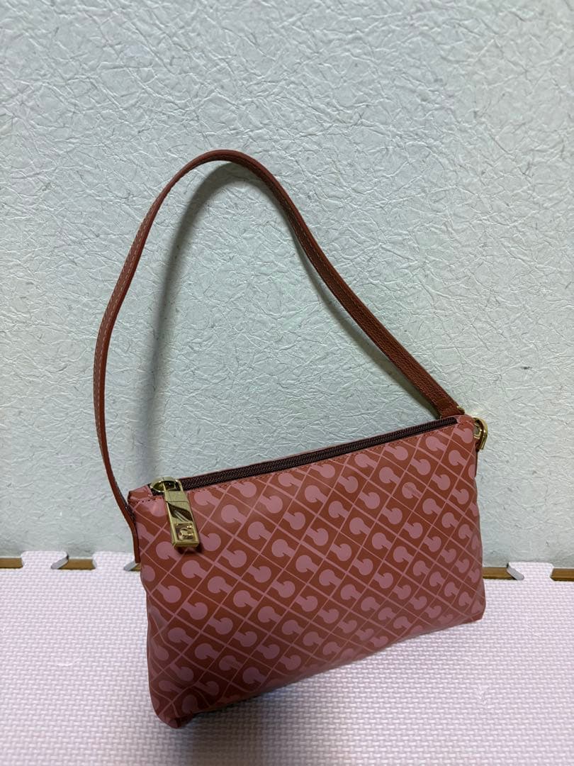 mitsurinさま ゲラルディーニ☆ソフティ☆ポーチ付きワンショルダー☆ピンク