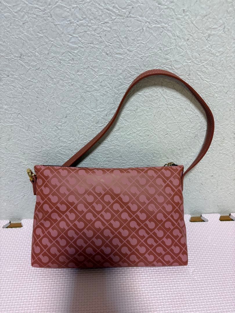 mitsurinさま ゲラルディーニ☆ソフティ☆ポーチ付きワンショルダー☆ピンク