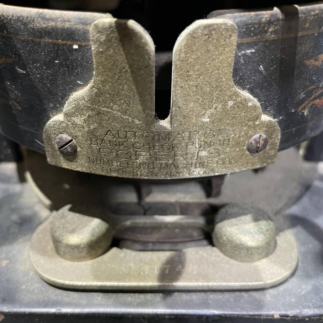 ヤクシ様限定チェックライター　automatic bank check X557