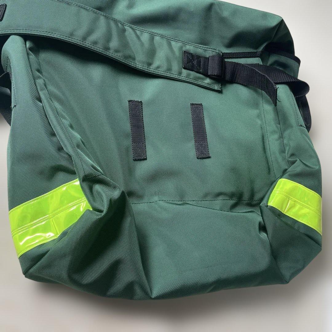 Manastash ショルダーバッグ　メッセンジャーバッグ 緑/オレンジ