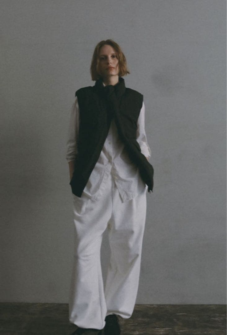 週末値下げ！Marmot×ETRE TOKYO PERTEXダウンベスト