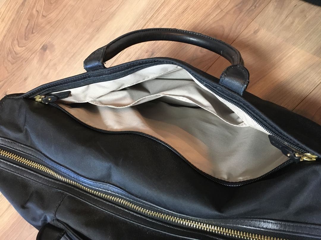 【TUMI】VOYAGEUL ボヤジュール　黒　カバン　レディース