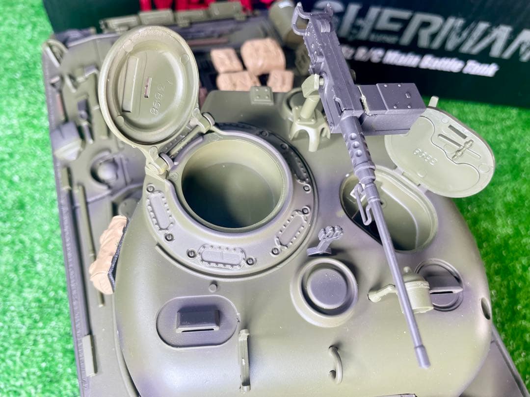 砲身リコイル&メタル版 ヘンロン1/16 U.S. M4A3 SHERMAN