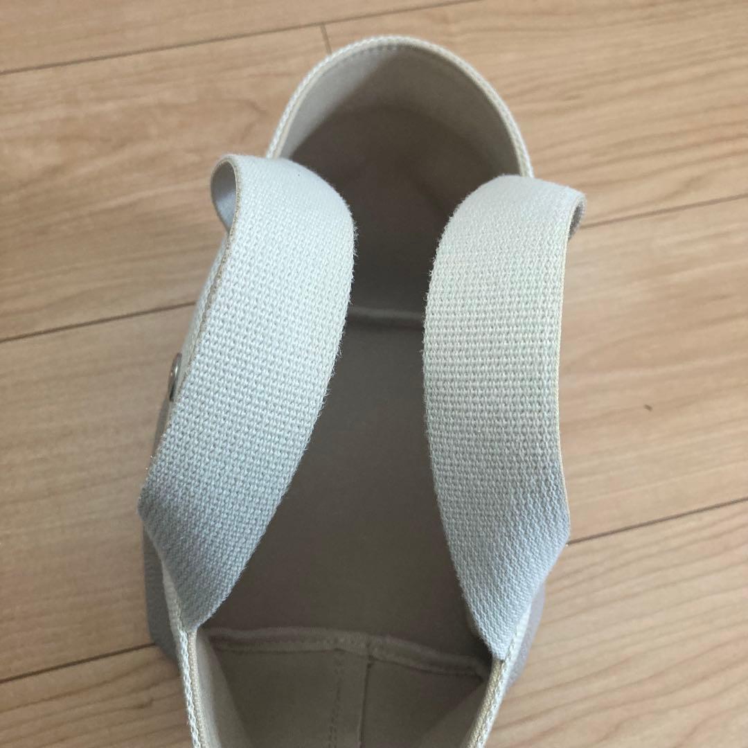 エルベシャプリエ◉701GP◉リュクス舟型トートS◉マスティック×イヴォワール