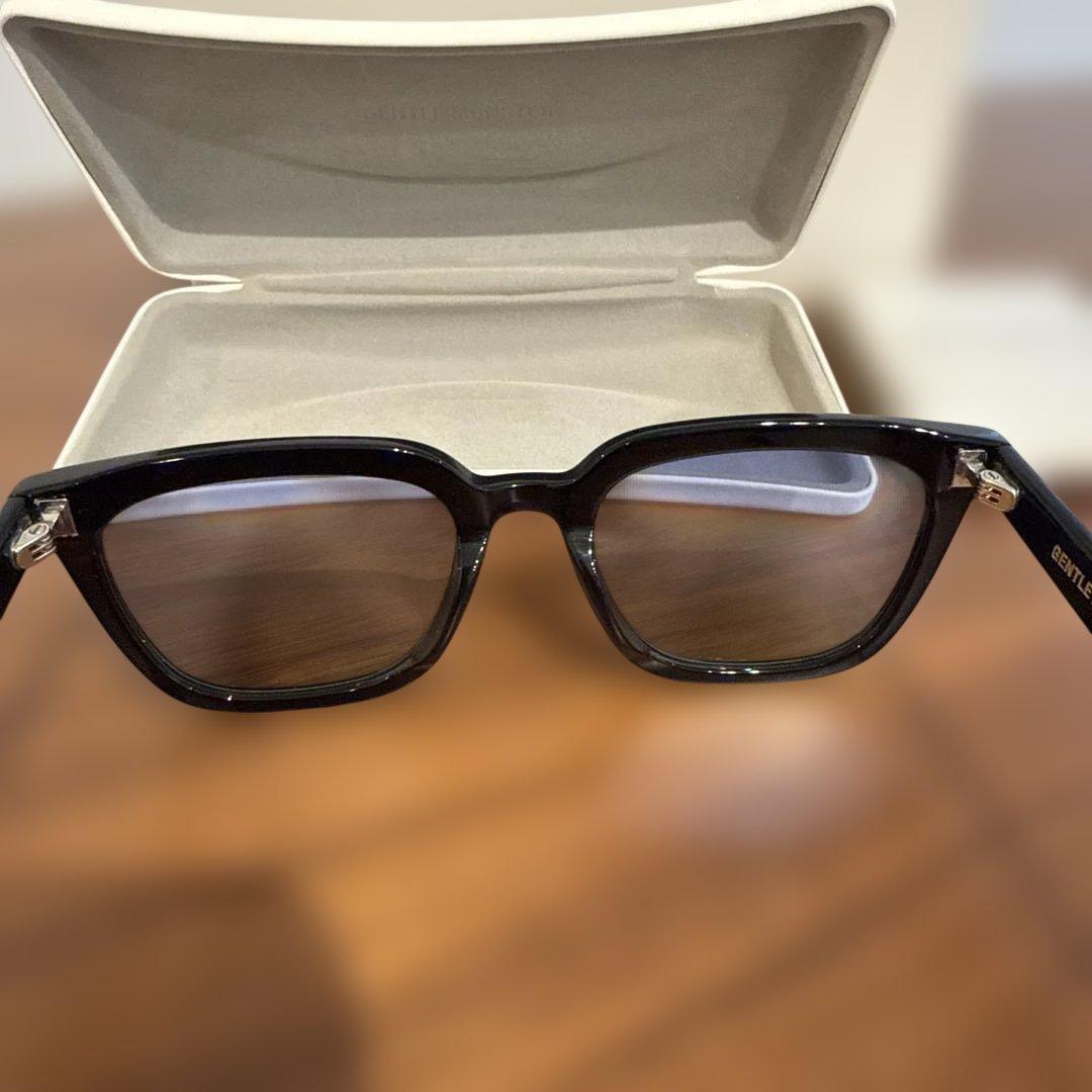 小物 GENTLE MONSTER NOMA