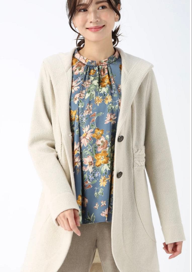 ピノーレ　フェスタミルドフーデッドコート　ベージュ　40