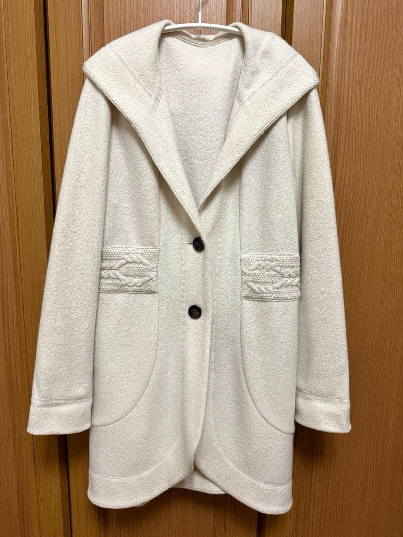 ピノーレ　フェスタミルドフーデッドコート　ベージュ　40