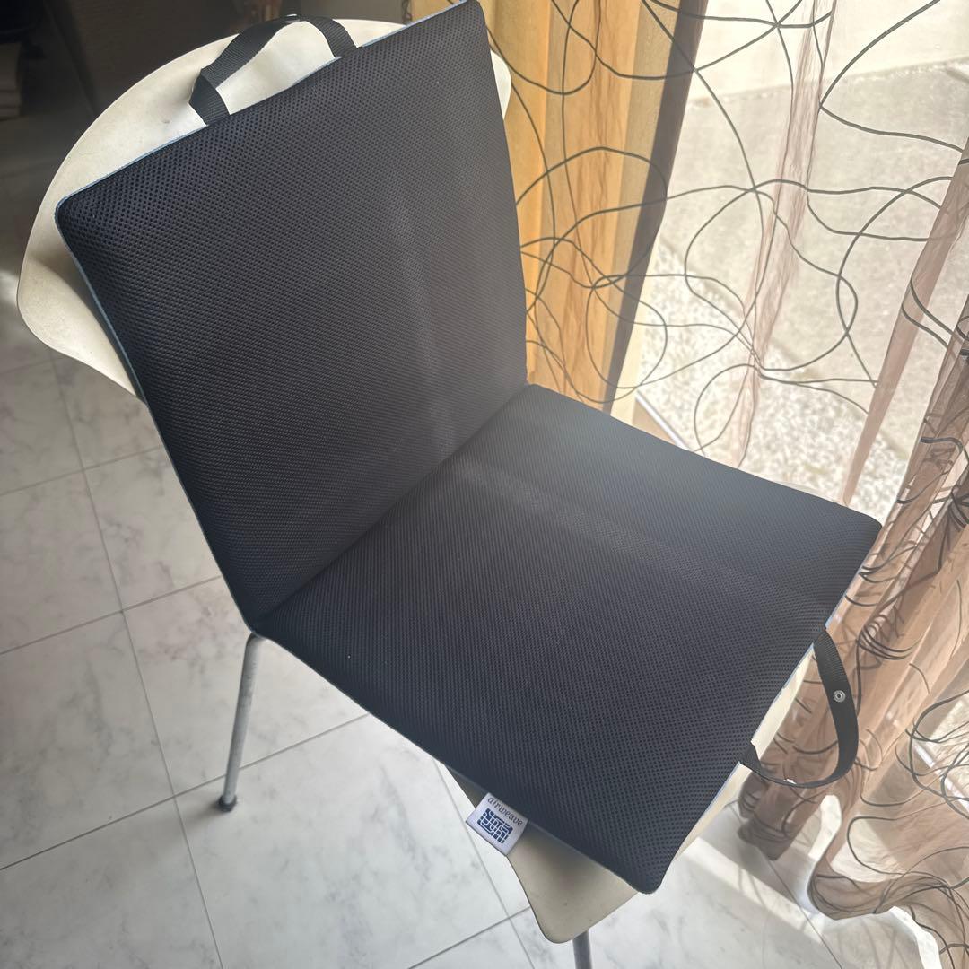 エアウィーヴ 座 クッション 黒 青 リバーシブル