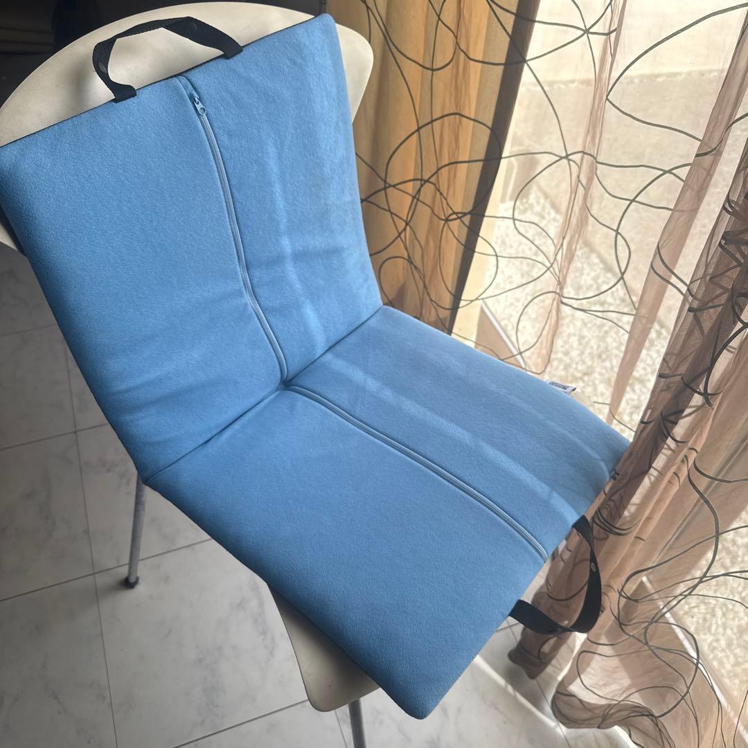 エアウィーヴ 座 クッション 黒 青 リバーシブル