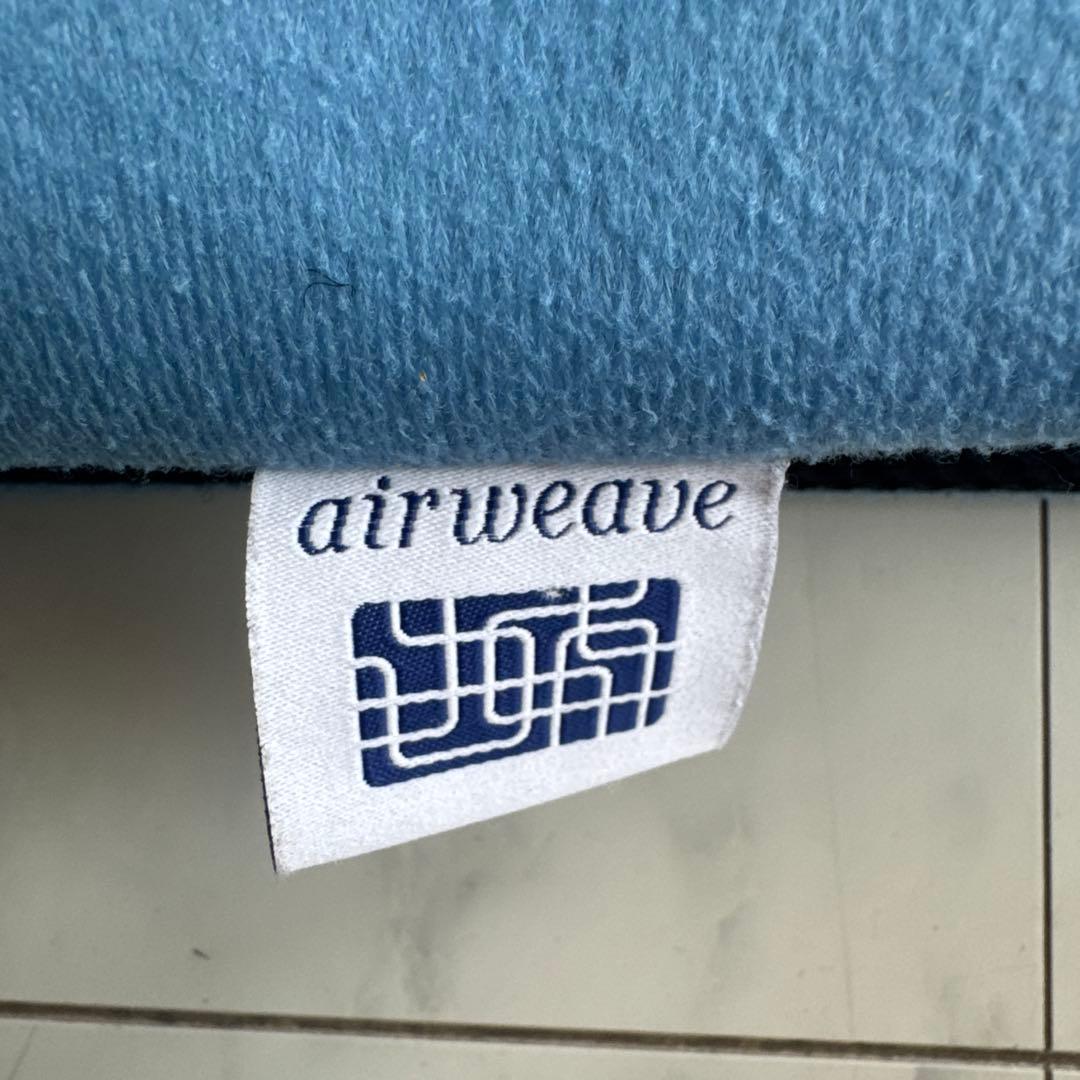 エアウィーヴ 座 クッション 黒 青 リバーシブル