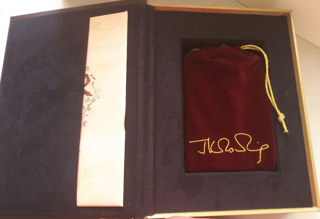 洋書　ハリーポッター 吟遊詩人ビードルの物語　 限定品