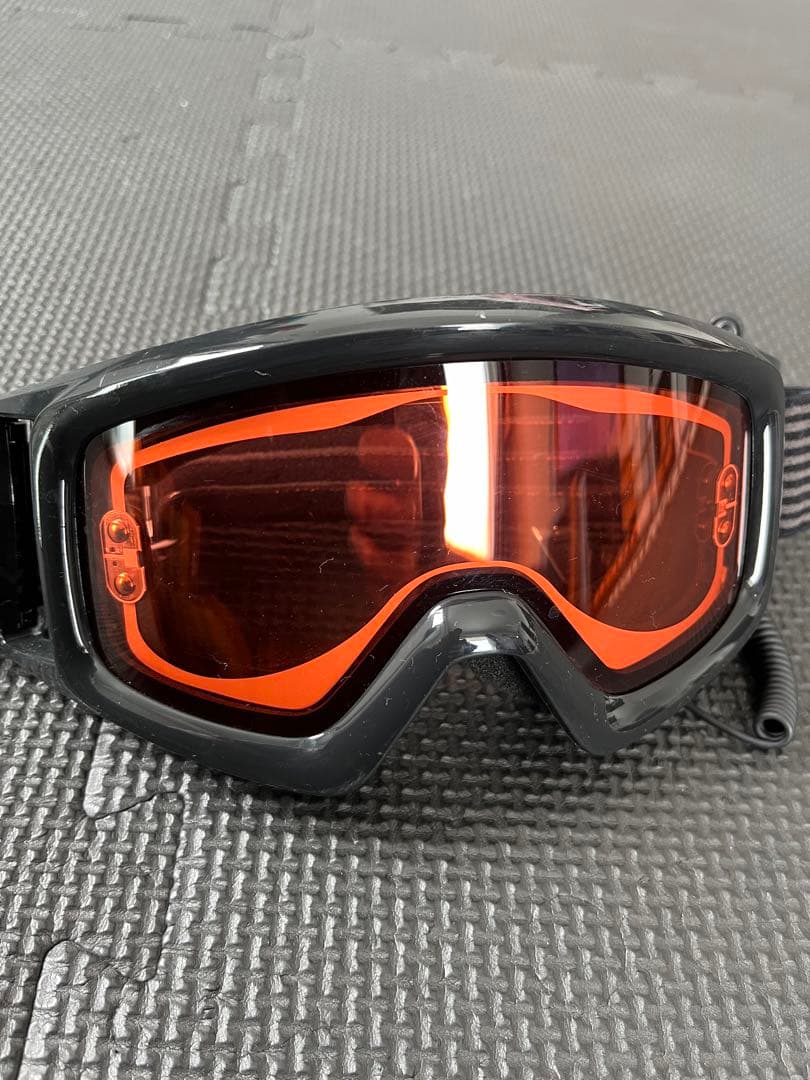SWANS バッテリー電熱線付きゴーグルです。USB オレンジレンズゴーグル
