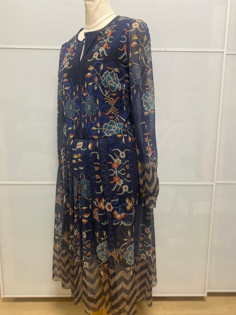 VIVIENNE TAM ヴィヴィアンタム　ワンピース　42サイズ　花柄　日本製