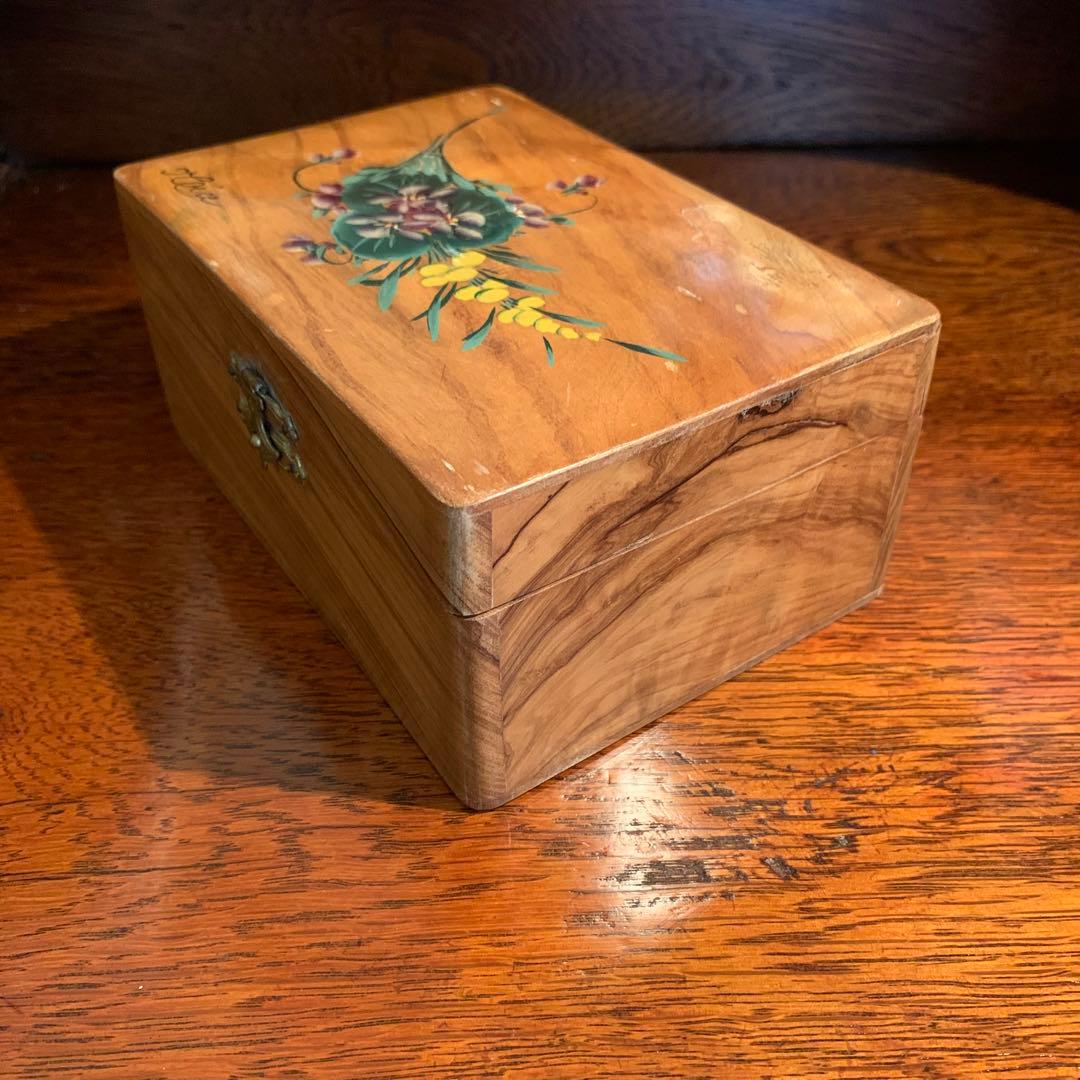 1900年南仏　フランスアンティーク　モシュリンヌ