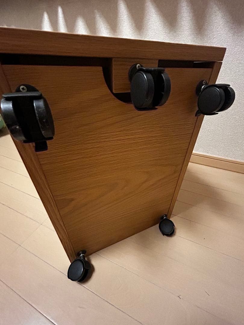 無印良品●無垢材デスクキャビネット