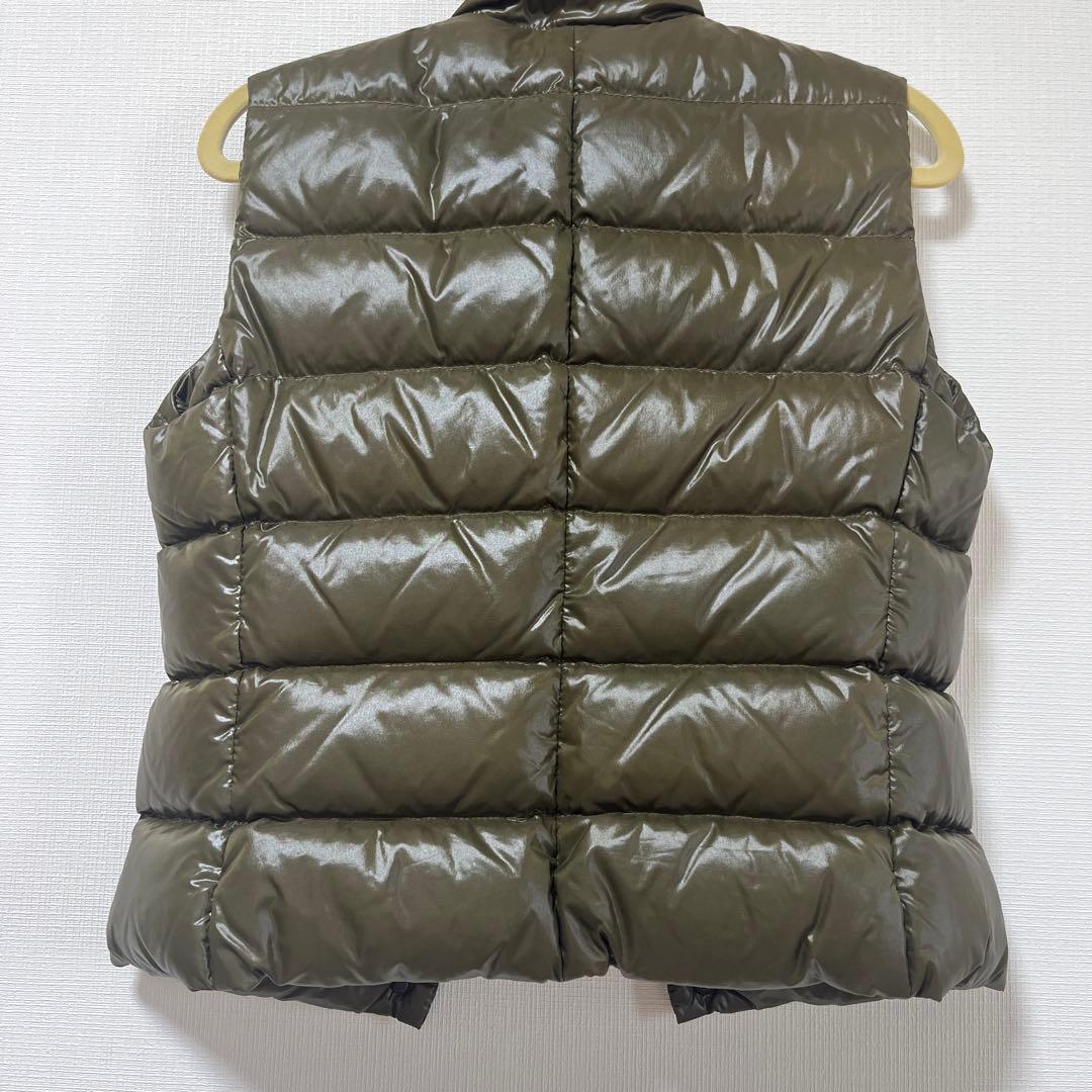 モンクレール ダウンベスト