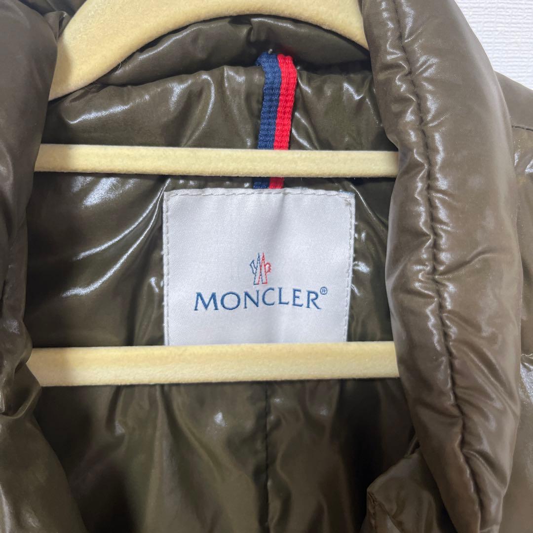 モンクレール ダウンベスト