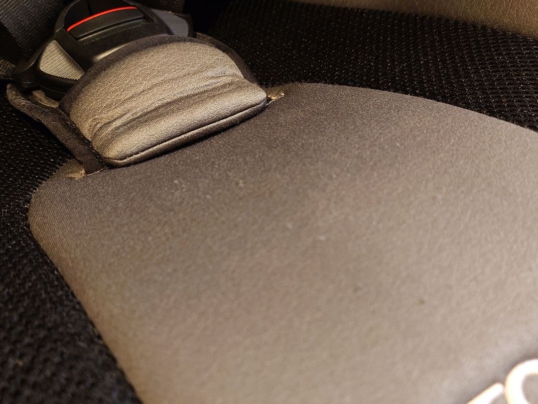 RECARO J1 SELECT Haze Grey　車用チャイルドシート