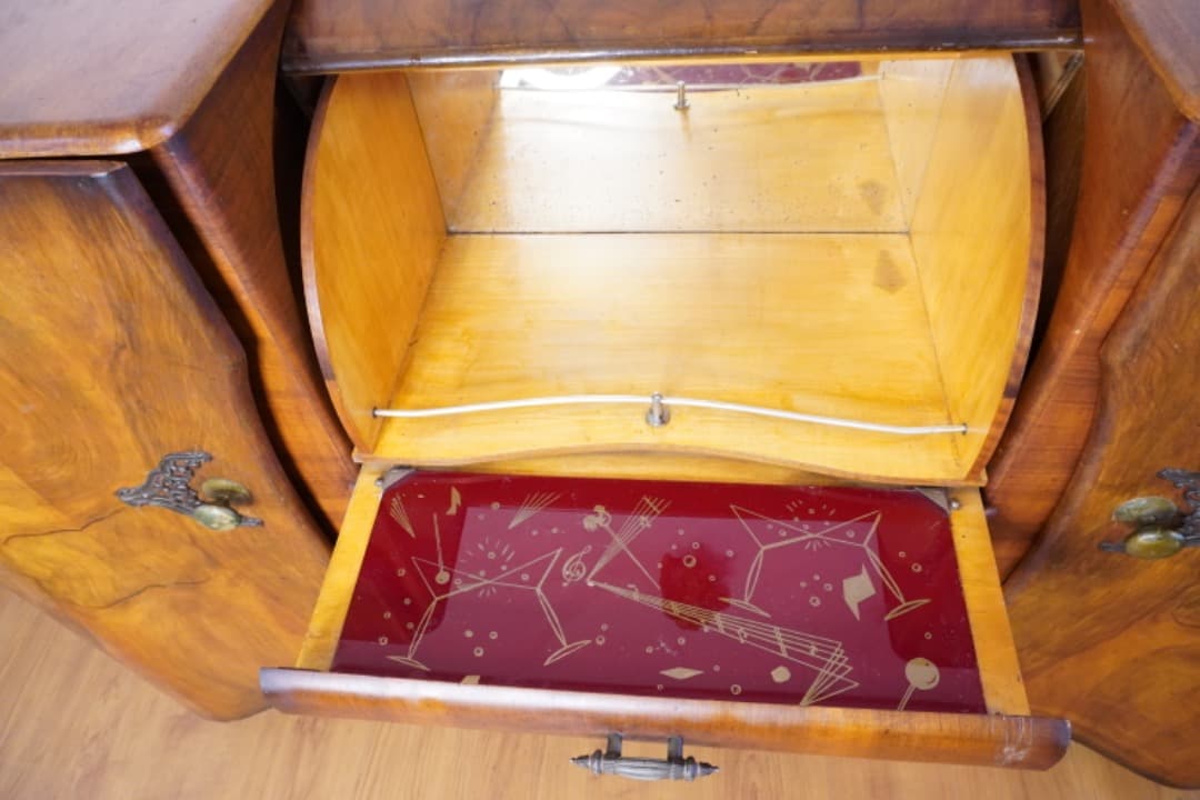 イギリス ミッドセンチュリー ドリンクキャビネット サイドボード