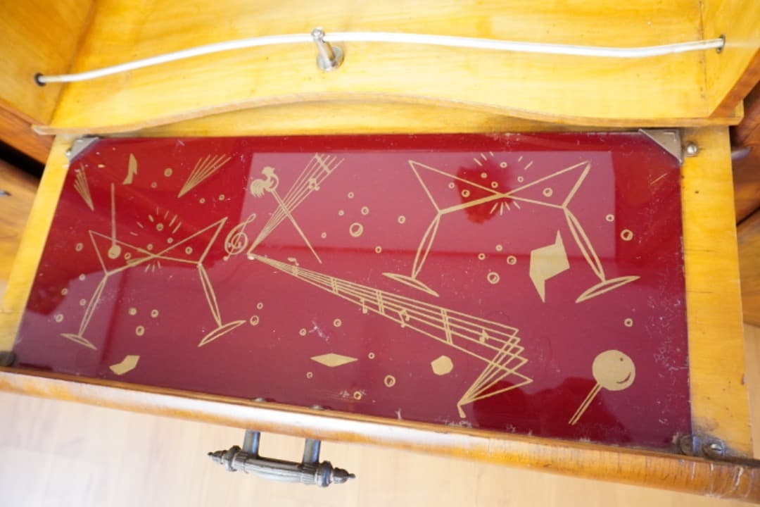 イギリス ミッドセンチュリー ドリンクキャビネット サイドボード