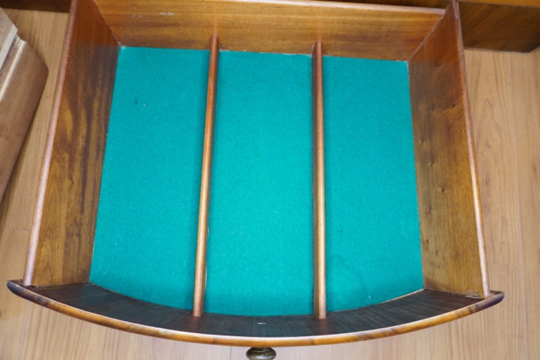 イギリス ミッドセンチュリー ドリンクキャビネット サイドボード