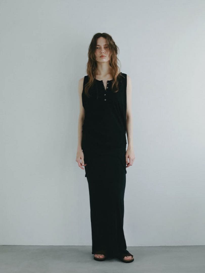 aimyETRE新作【新品未詳】ヘンリーネックエアリータンクトップ