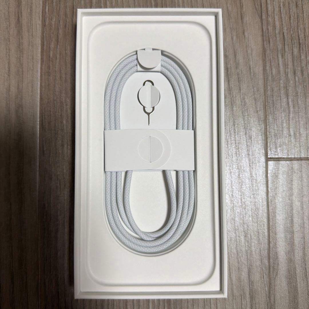 【美品】iPhone16 Pro Max 256GB デザートチタニウム