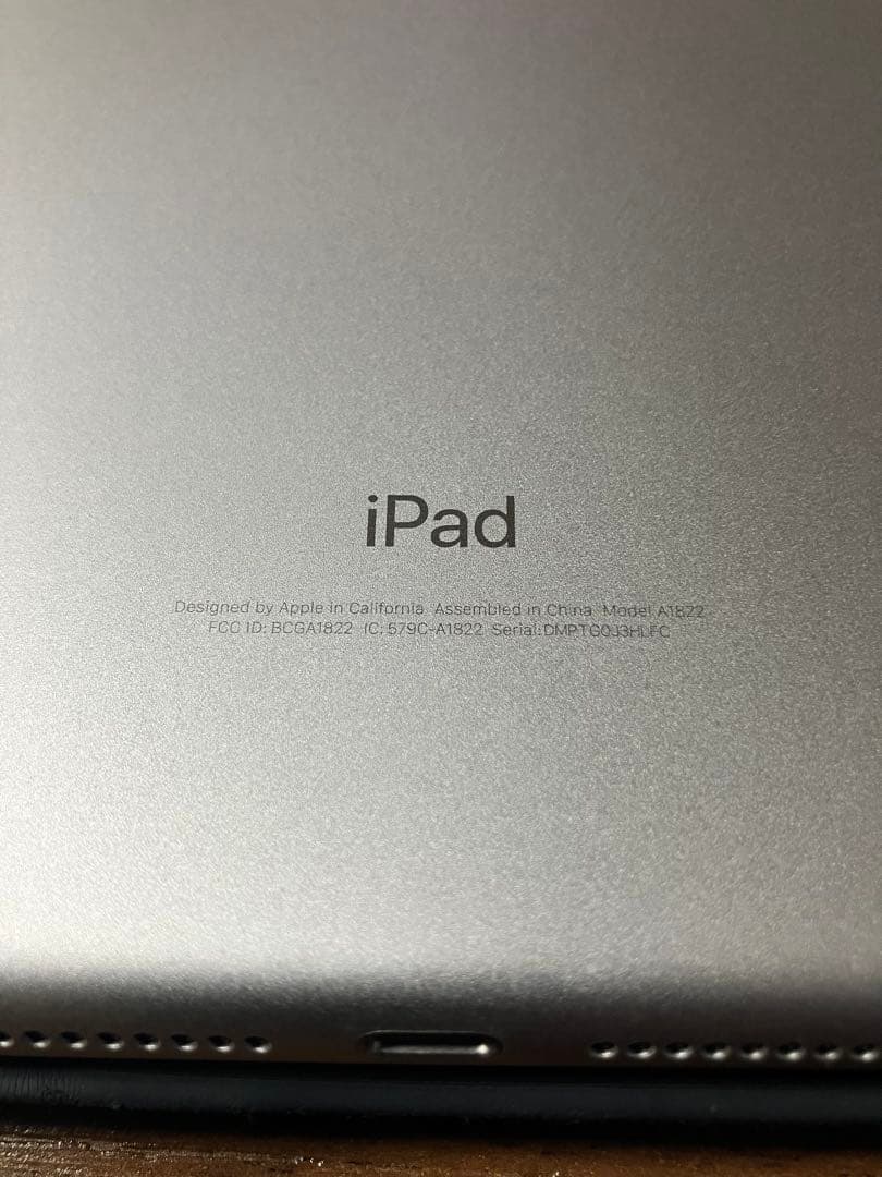 iPad (第5世代)Wifi 32GB シルバー　 A1822