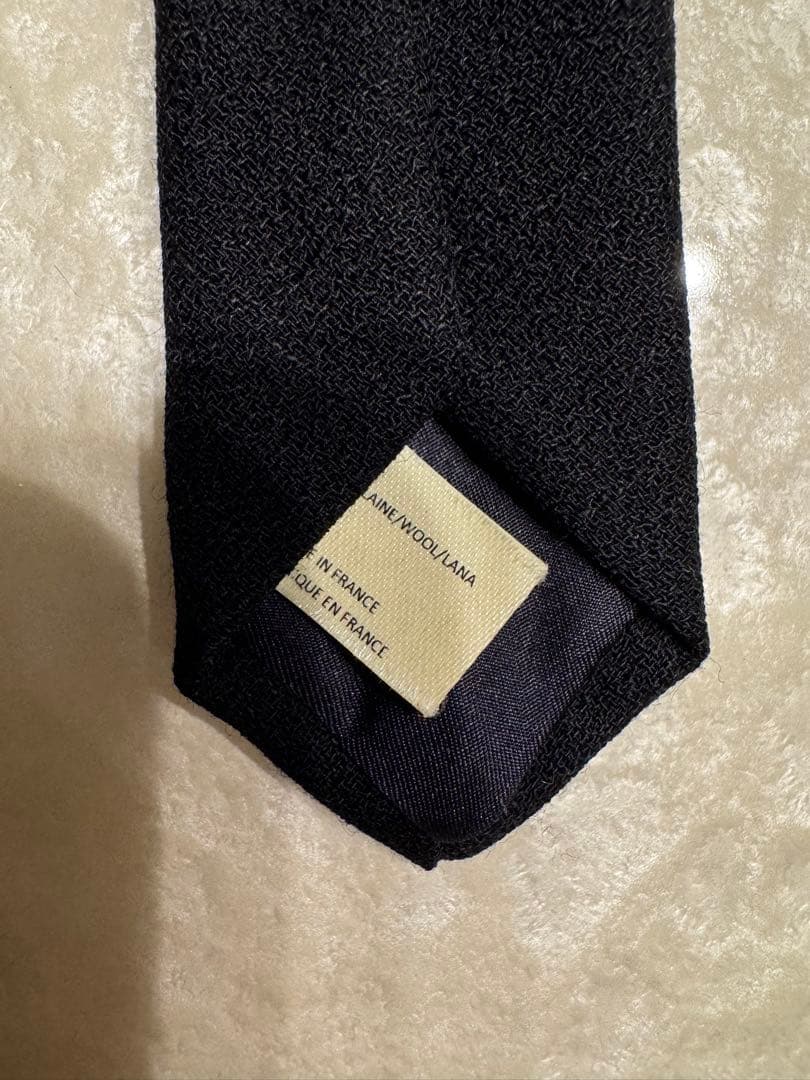 サンローラン パリ／無地ブラックネクタイ