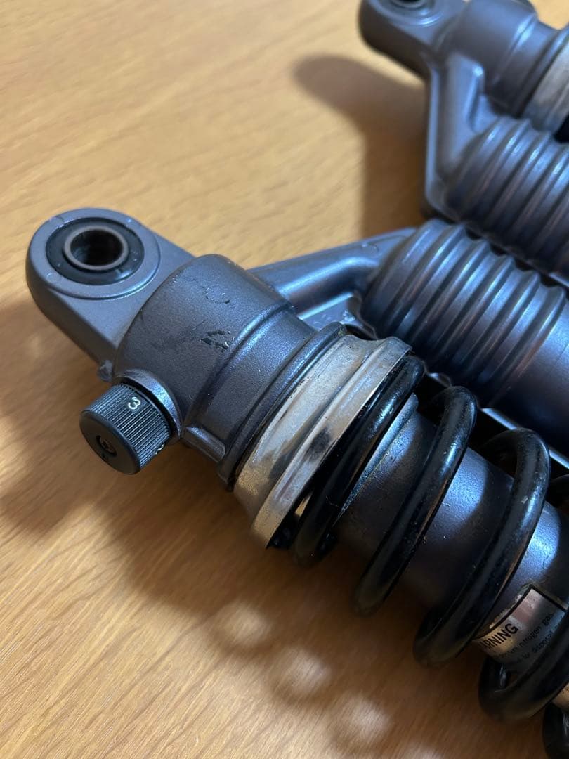 【ゼファー400】 純正 リアサスペンション