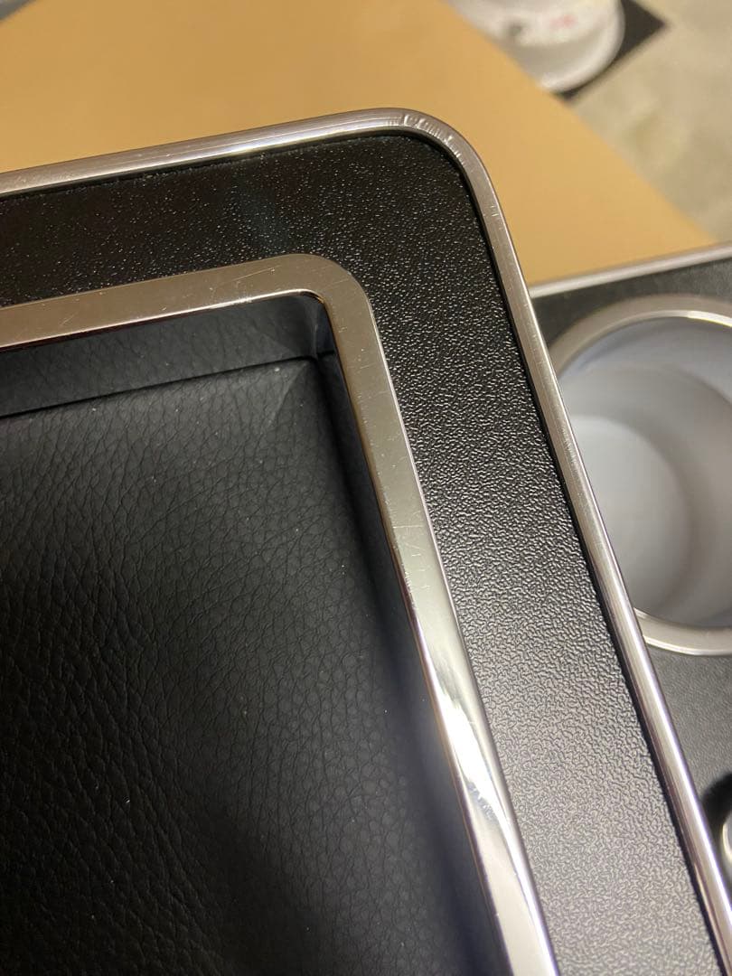 セレナ c26 コンソールBOX