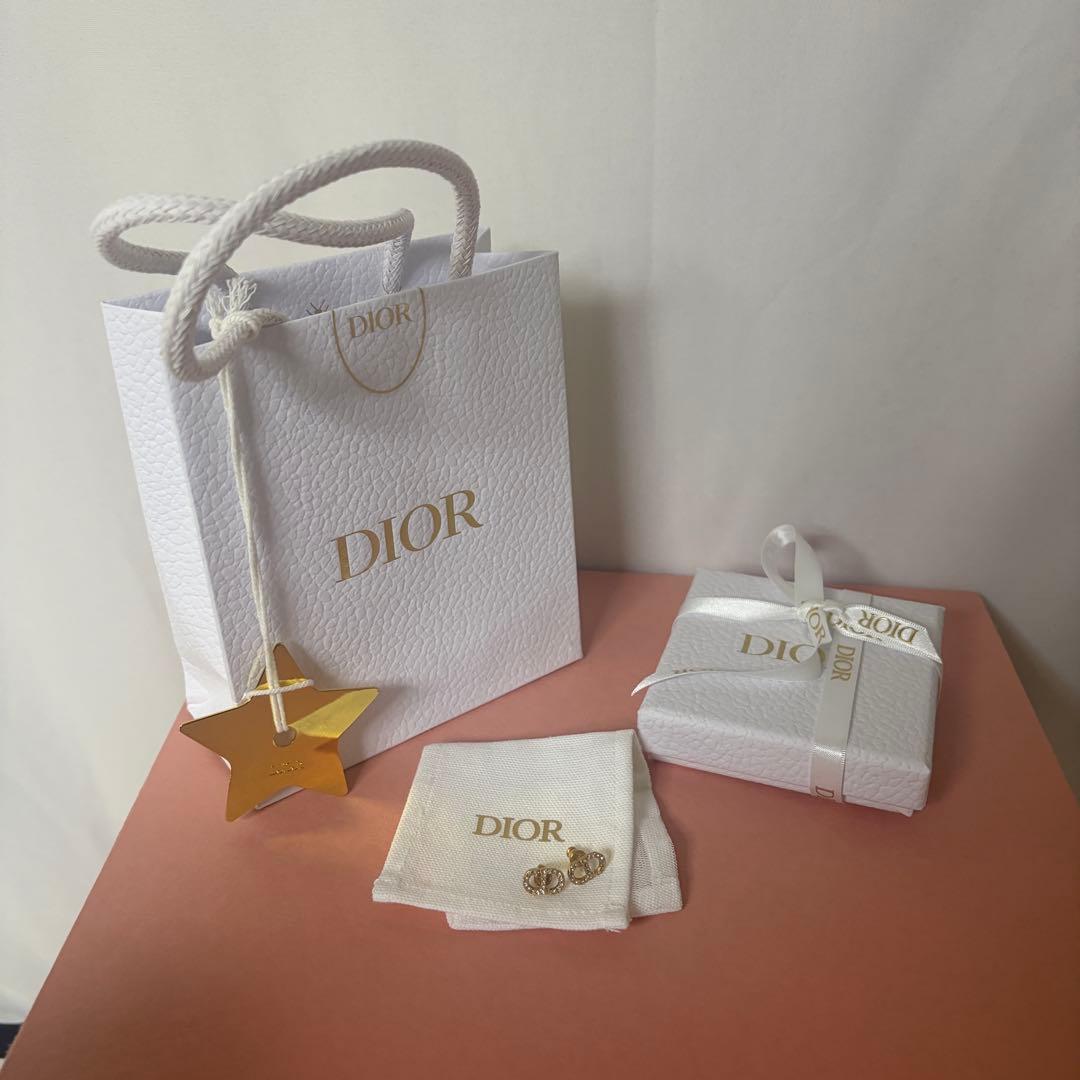 Dior Petit CD ミニ スタッドピアス