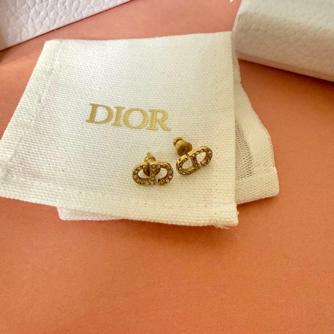 Dior Petit CD ミニ スタッドピアス