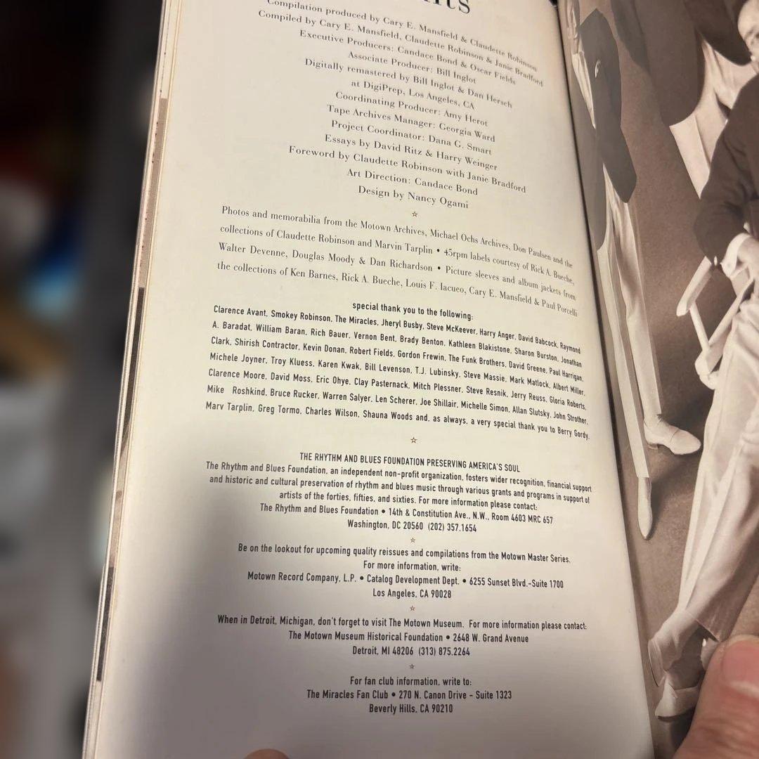 Smokey Robinson and the Miracles 4枚組box