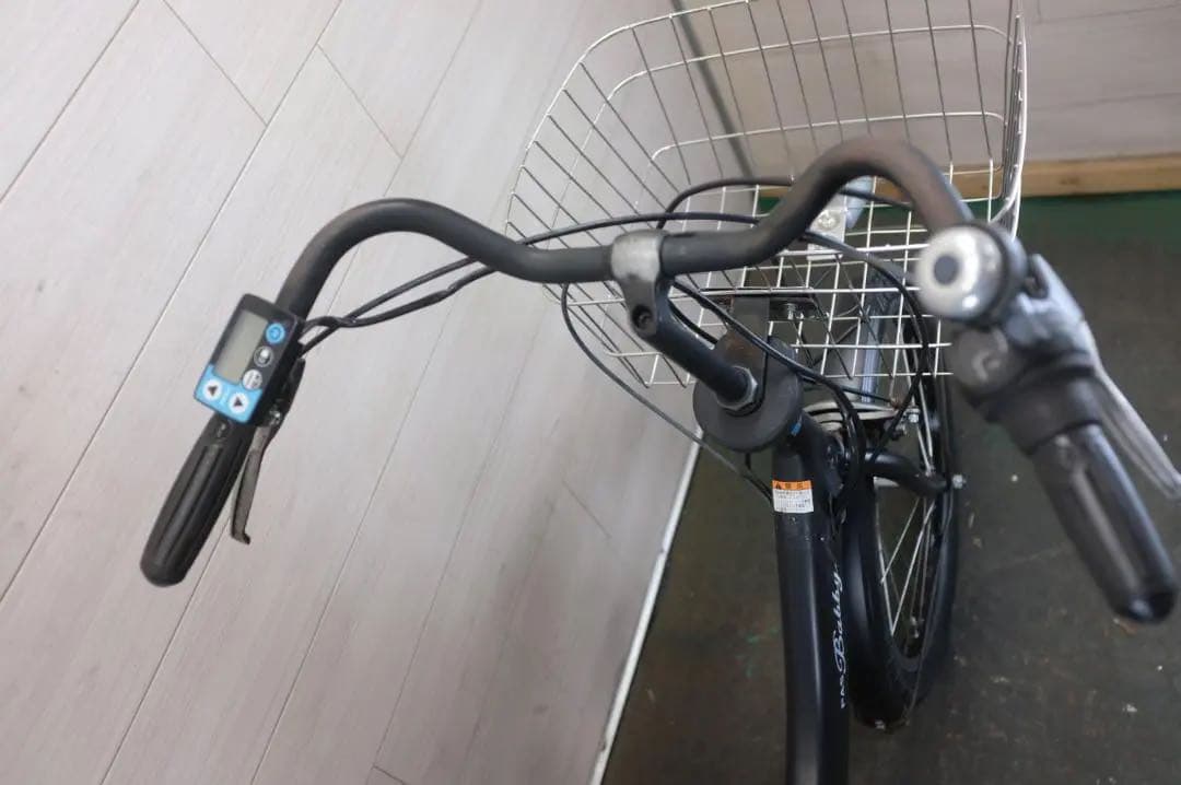 オクラジープ )新品タイヤ！Babby 3段12.3Ah（4点灯）充電器有